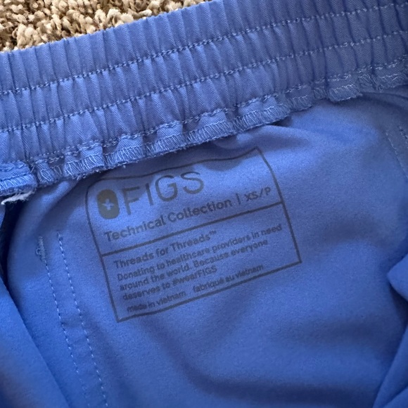 FIGS Yola™ Skinny Scrub Pants- Ceil Blue - Picture 3 of 5